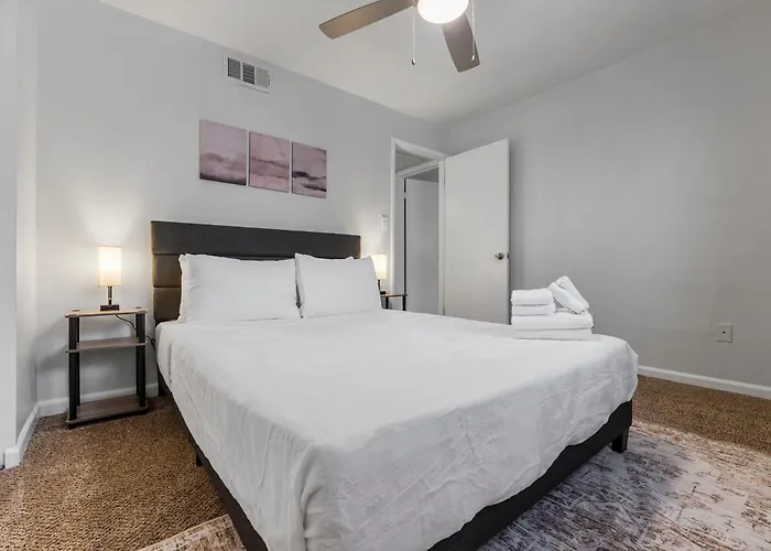 Spacious 2br Comfort Retreat At Vineyard In