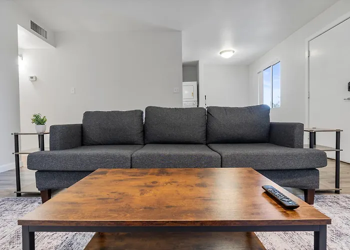 Spacious 2br Comfort Retreat At Vineyard In