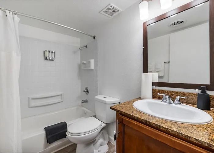 Spacious 2br Comfort Retreat At Vineyard In